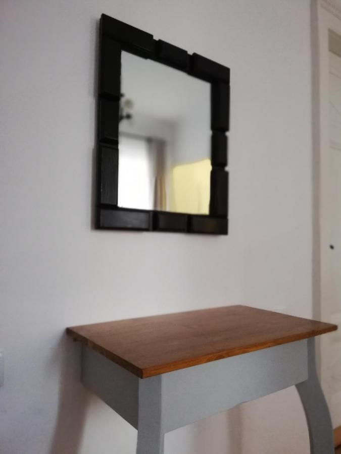Spiegel Center Apartment Oradea Exterior photo